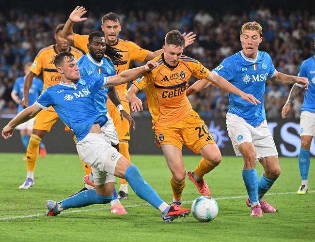 开云体育APP下载-那不勒斯主场击败对手，稳定榜首位置不动摇