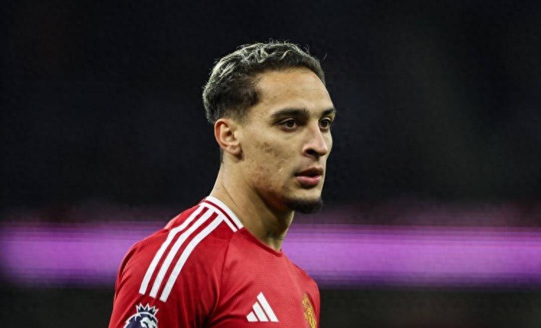 开云在线赛事平台-勒沃库森新援表现出色，助球队逆转比分