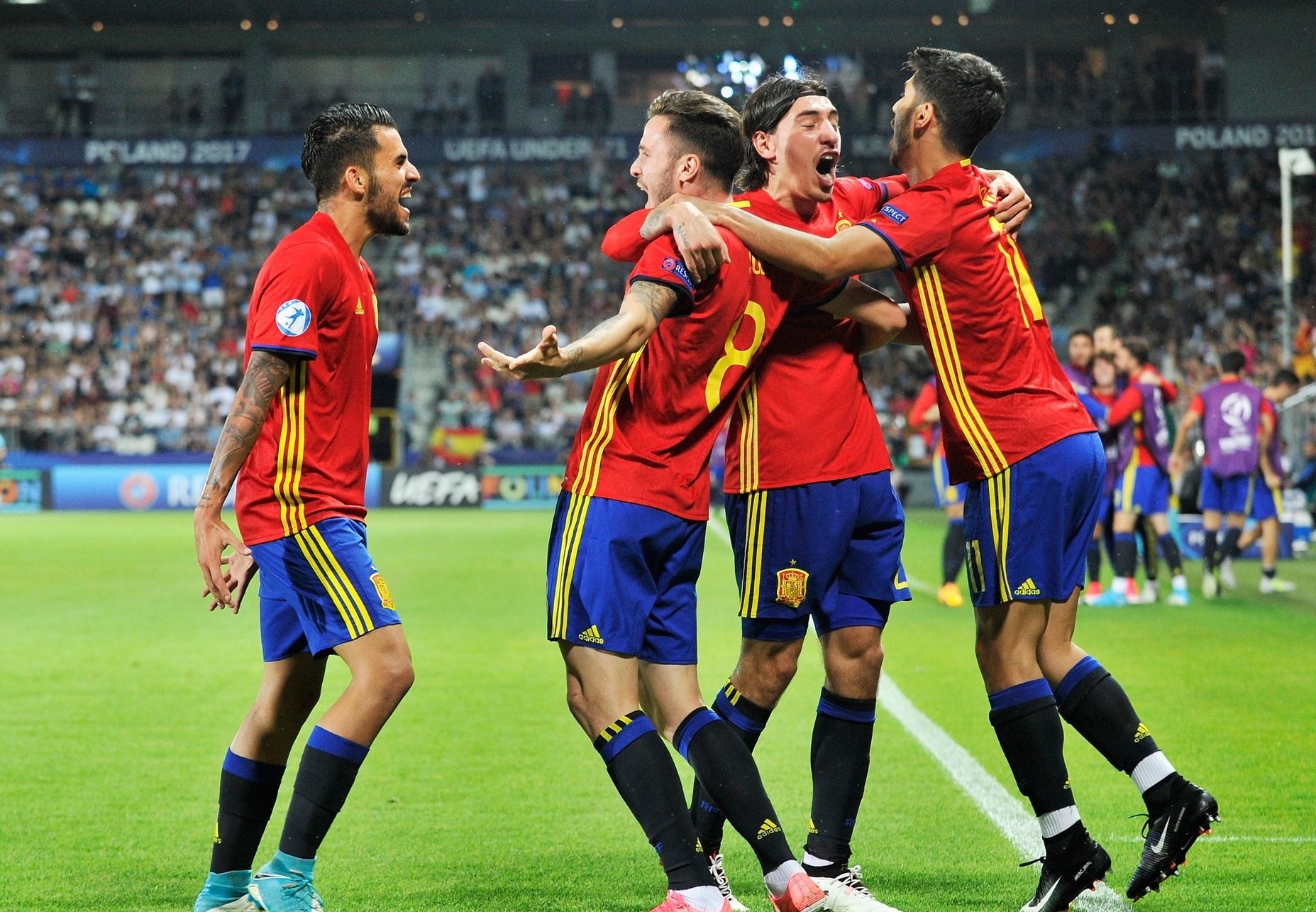 开云体育-克罗地亚队大胜西班牙队，成功挺进欧洲杯四强