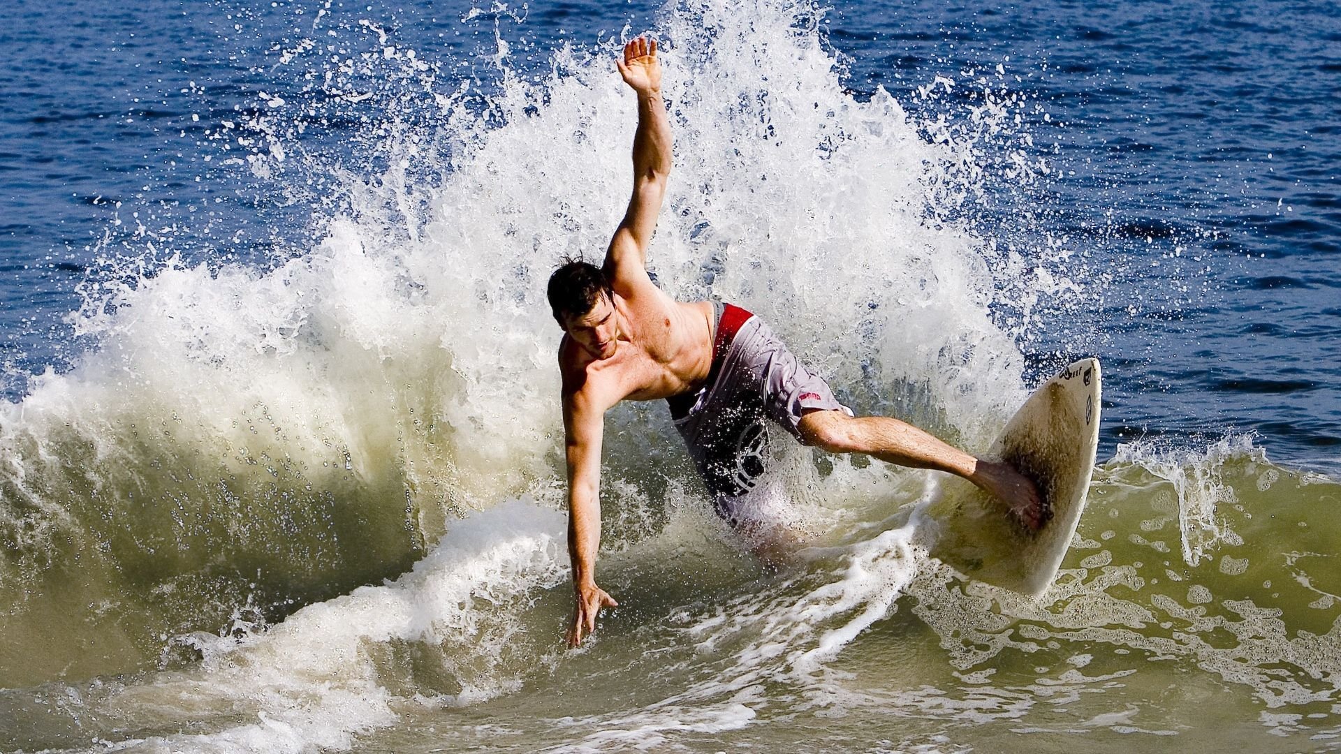 开云体育中国官网-统治级哈利伯顿与巅峰广东队，当数据传奇遇上战术经典